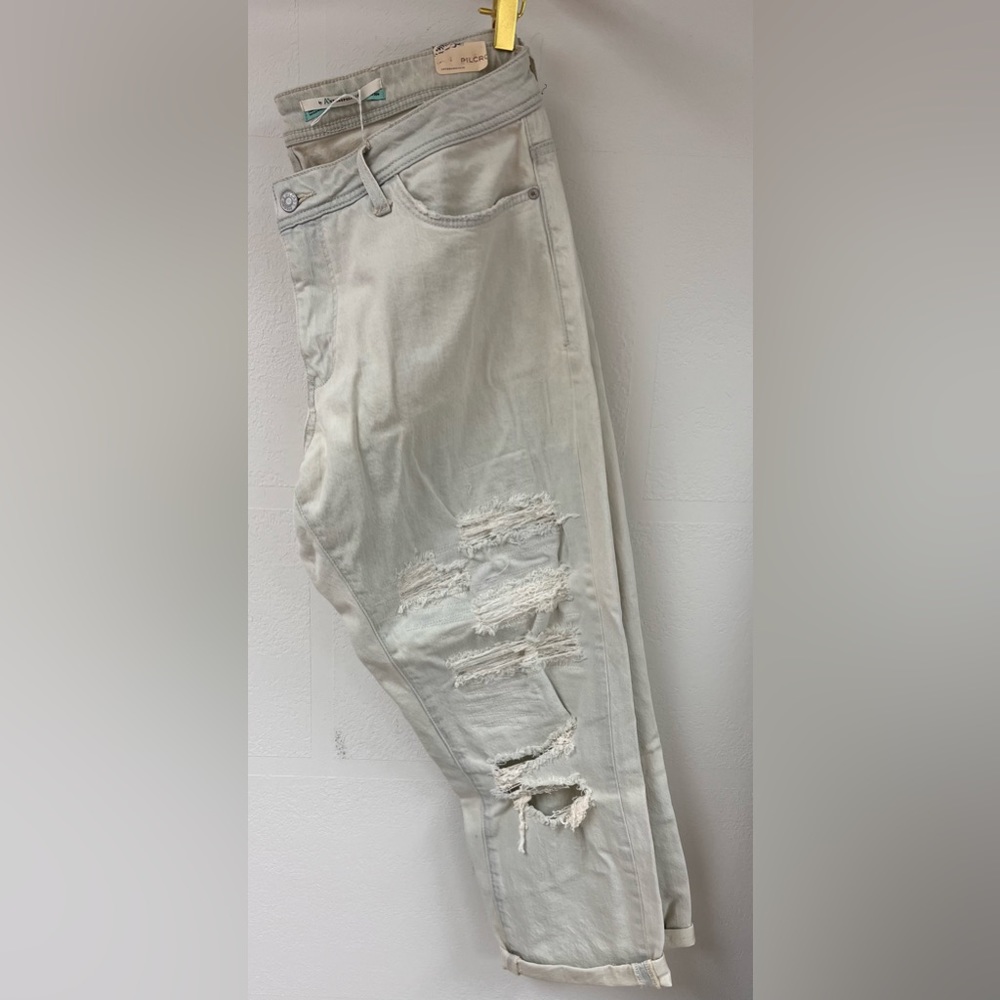 Light wash jeans